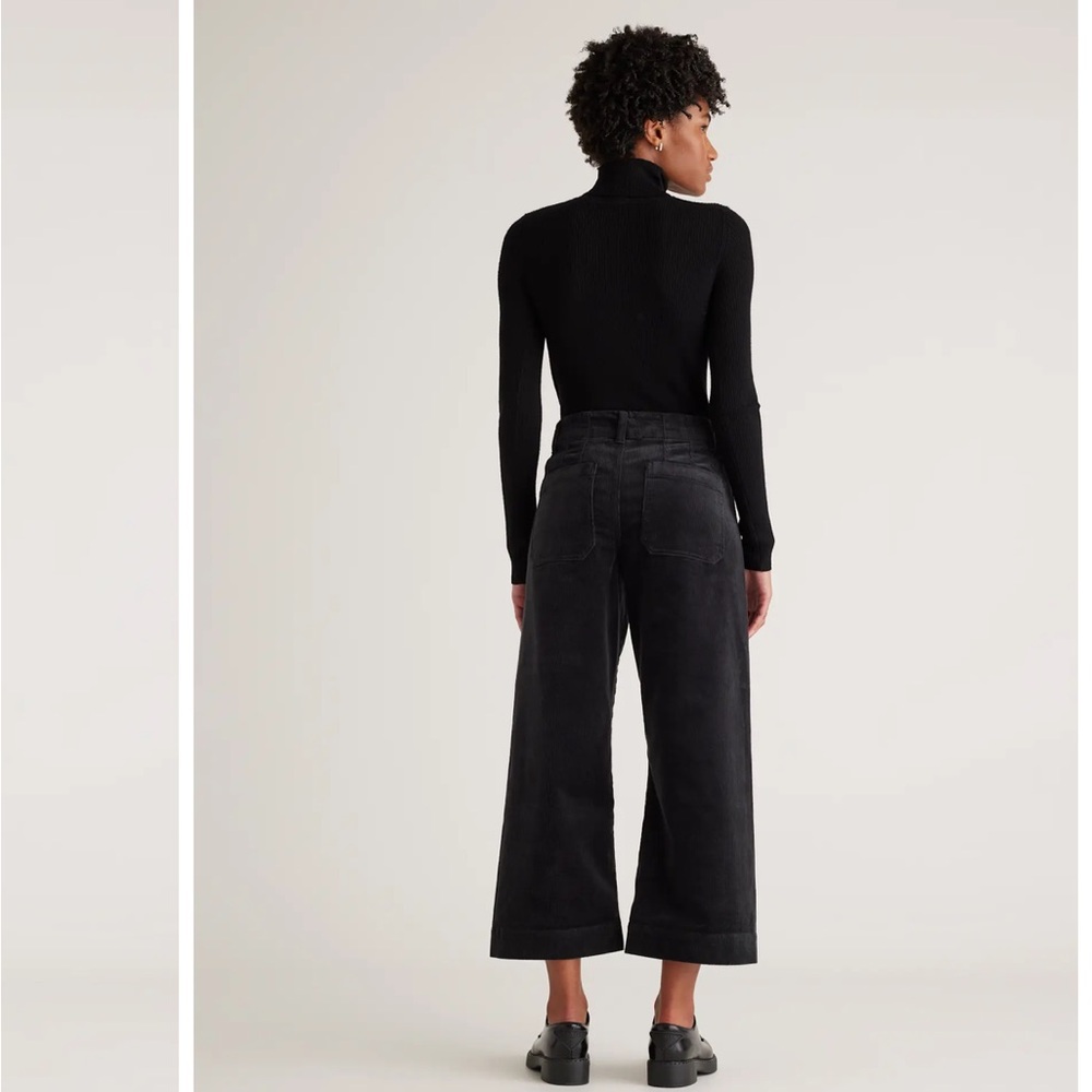 Women's Black Wide-Leg Jeans